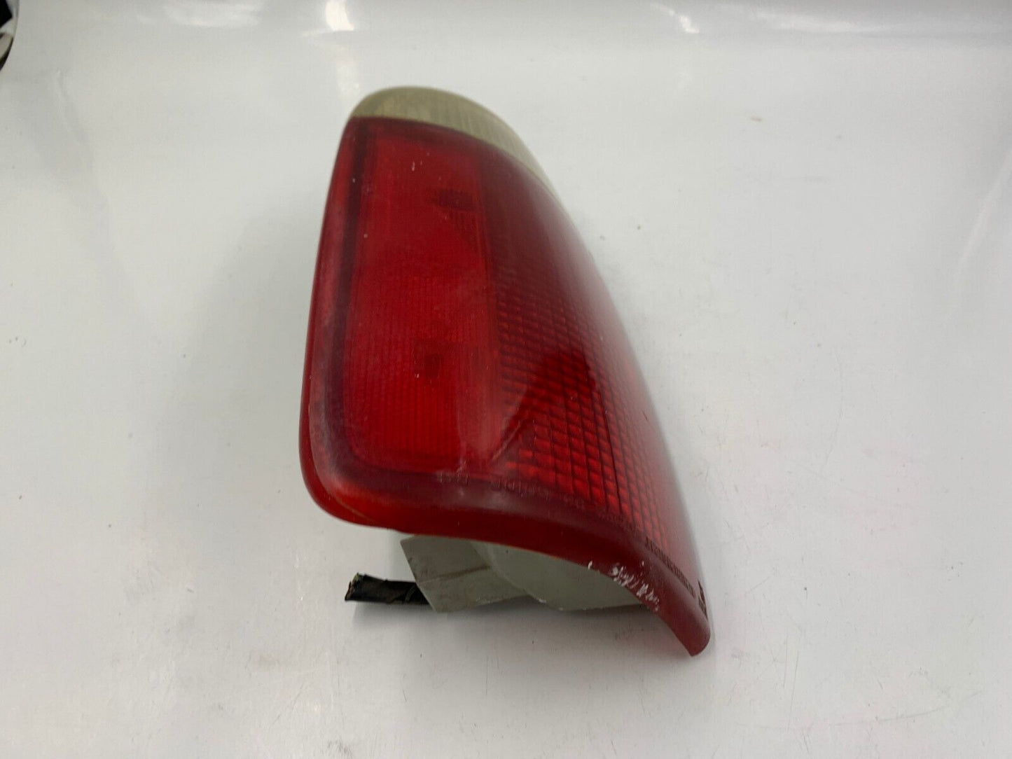 1995-2005 Chevrolet S10 Blazer Passenger Side Tail Light Taillight OEM I02B36010