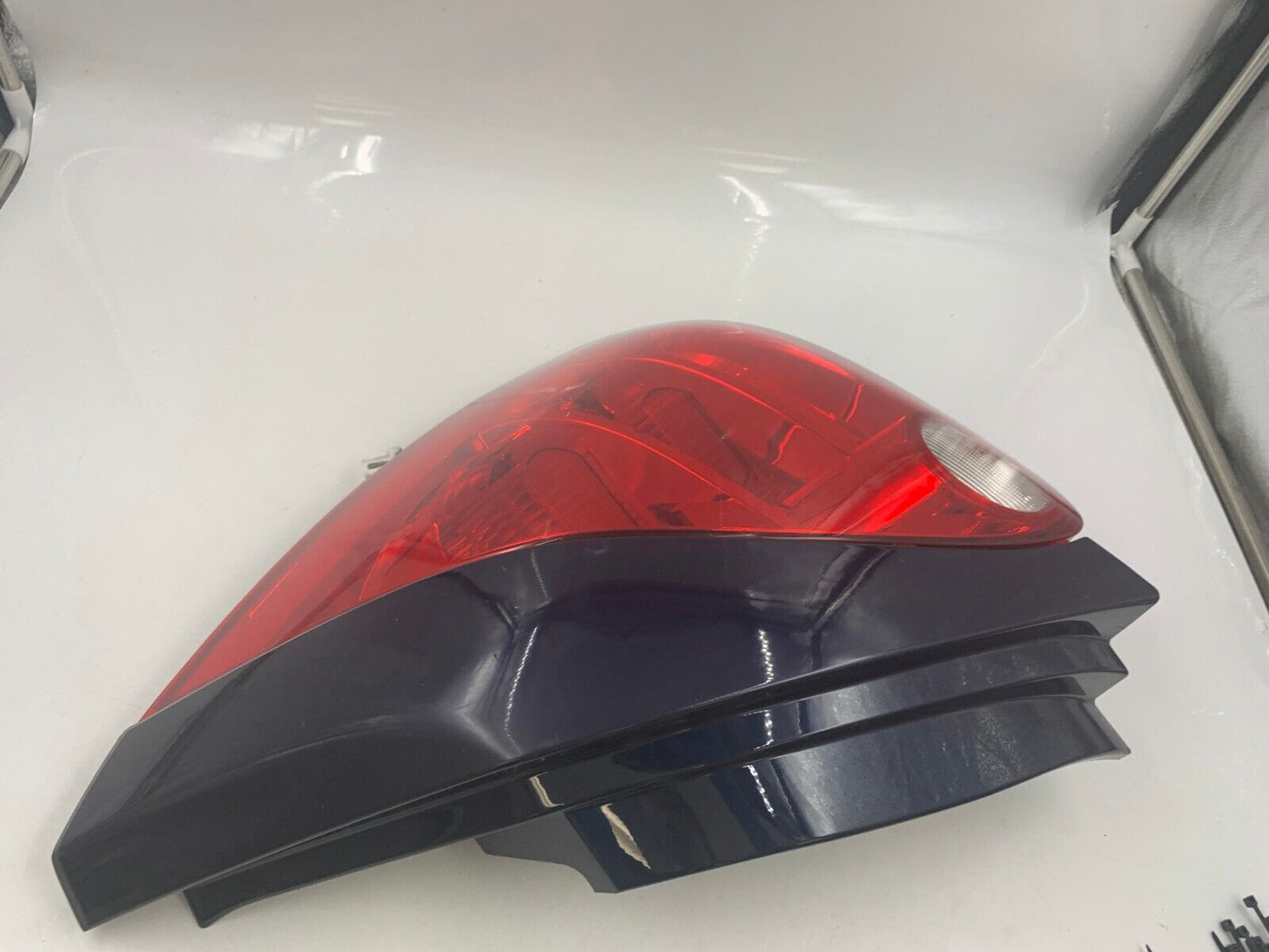 2004-2008 Nissan Maxima Passenger Side Tail Light Taillight OEM G01B45050