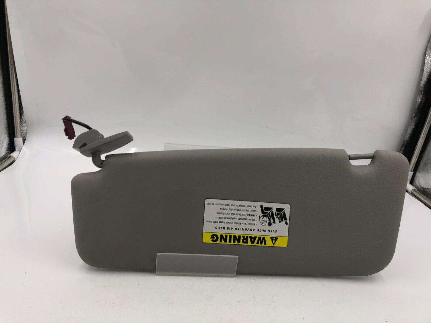 2006-2009 BMW 530i 550i Passenger Sunvisor Sun Visor Sunvisor Gray OEM D04B27020