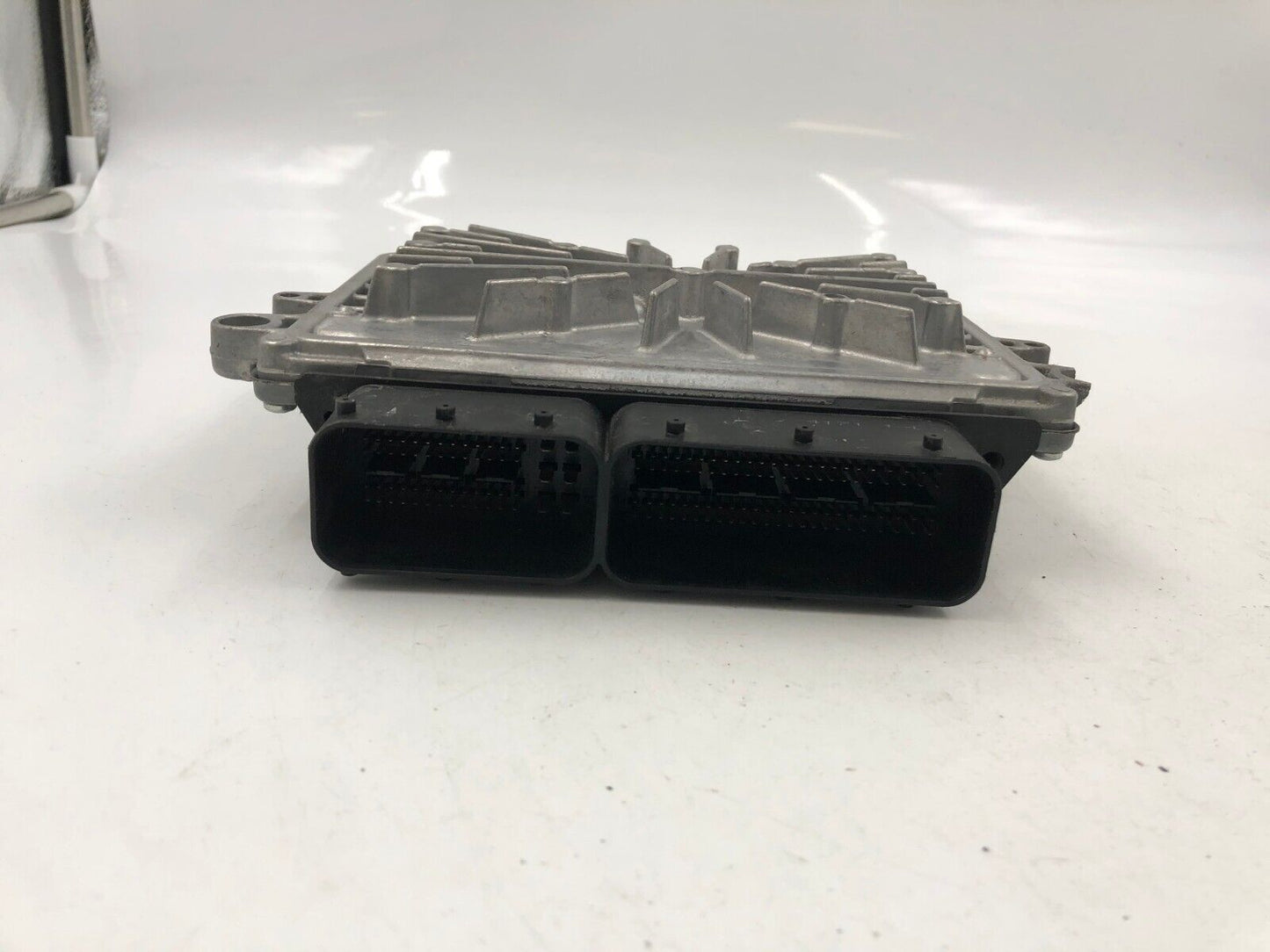 2012 Volvo S60 Engine Control Module ECU ECM OEM C02B17018