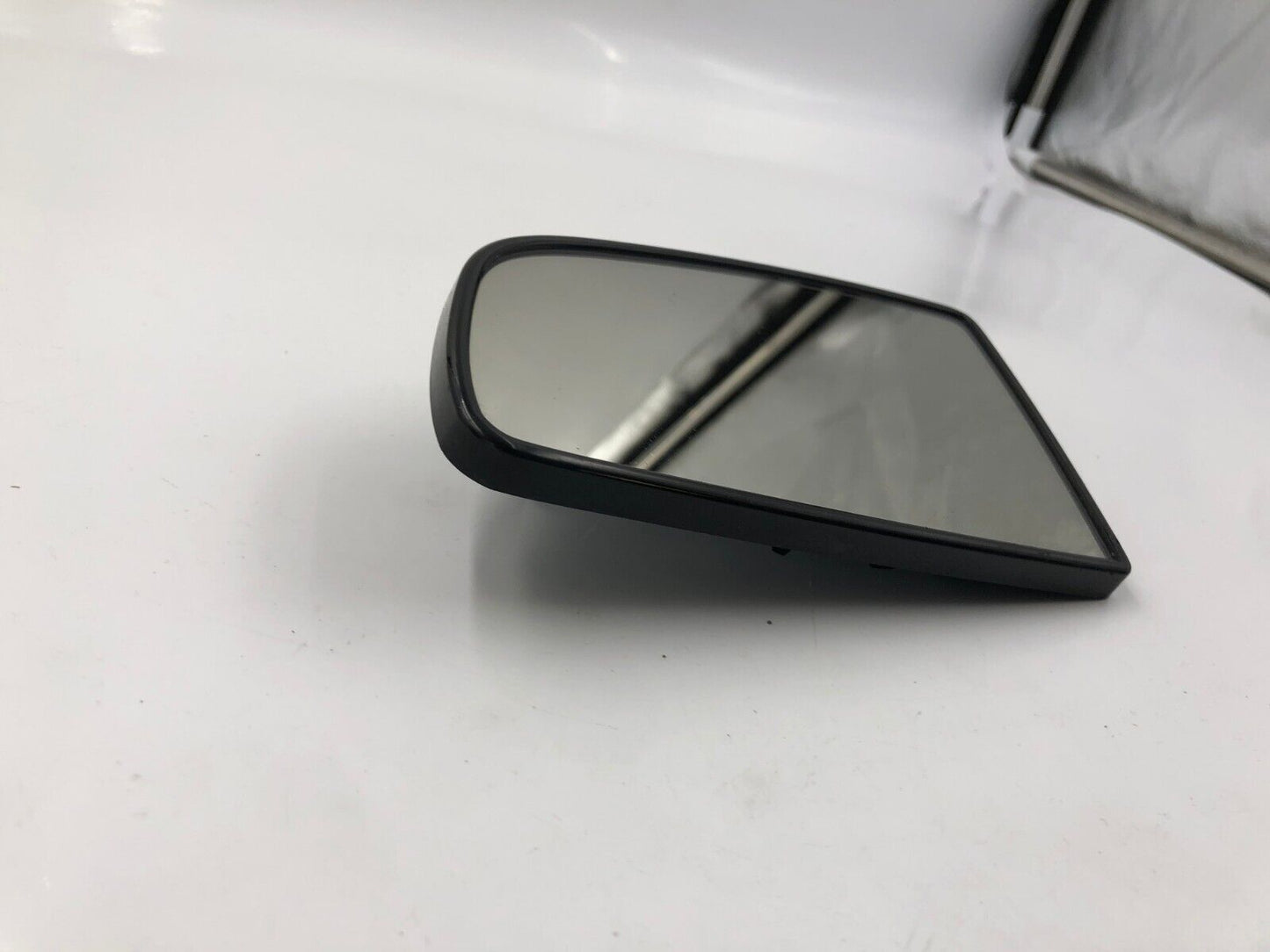 2002-2008 Audi A4 Driver Side Power Door Mirror Glass Only OEM G01B56018