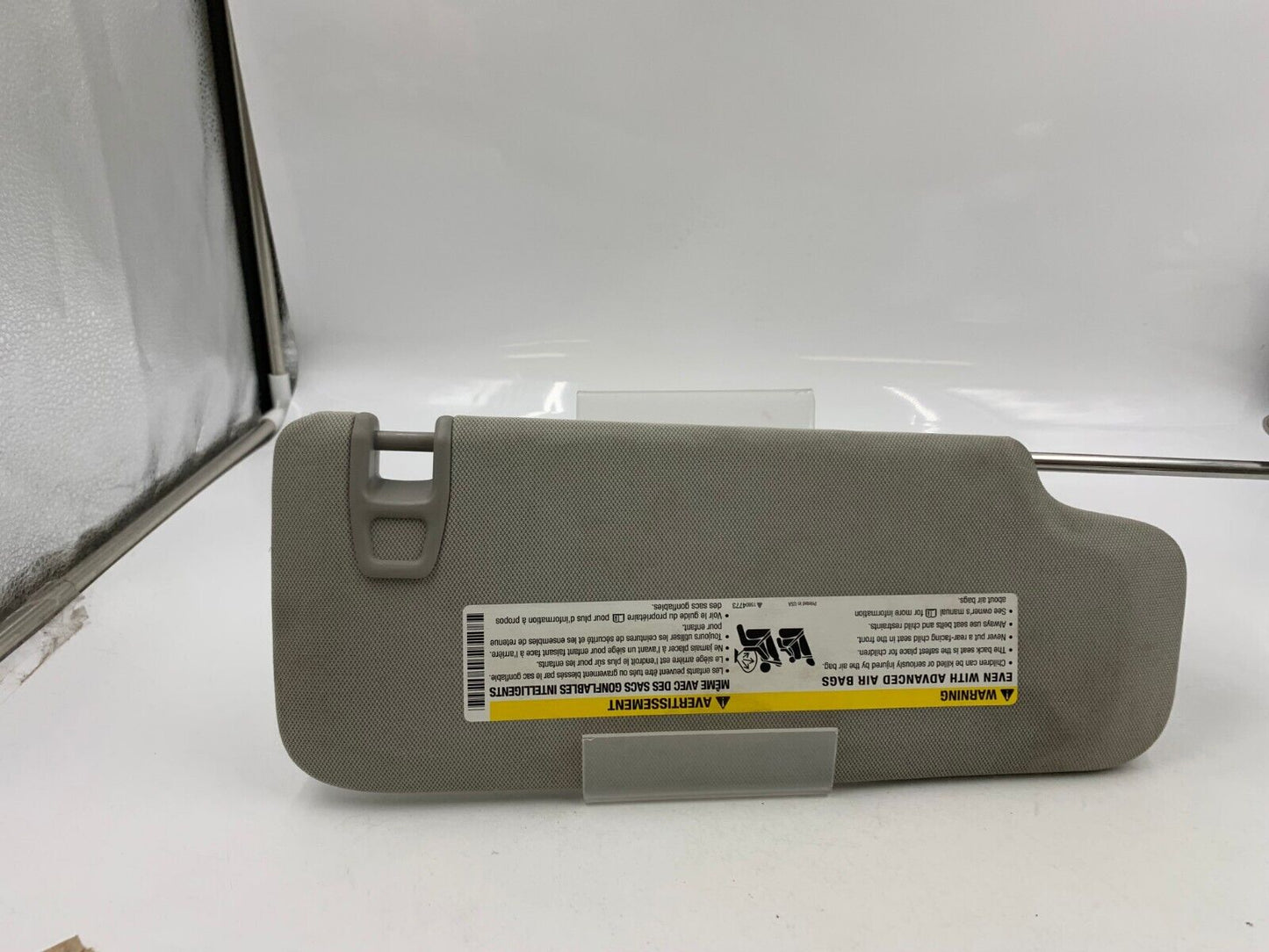 2013-2016 Chevrolet Malibu Driver Sun Visor Sunvisor Gray OEM E04B24064