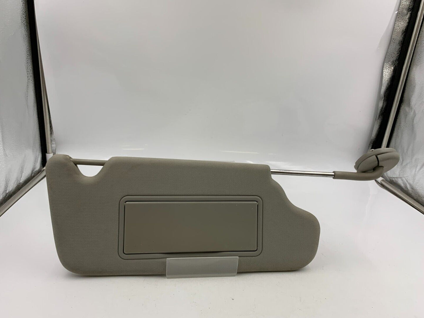 2006-2016 Chevrolet Impala Passenger Sun Visor Sunvisor Gray OEM E04B25054