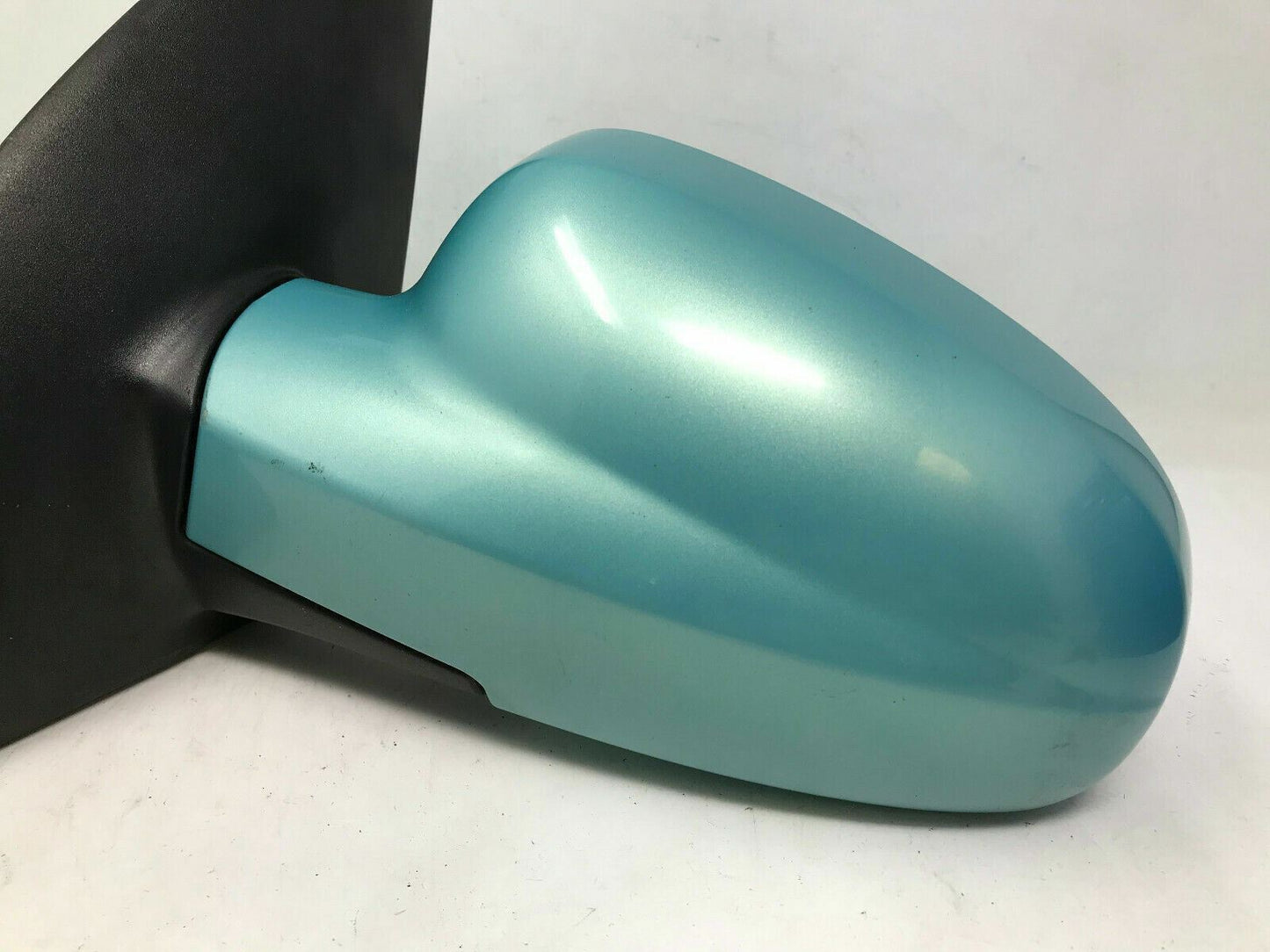 2005-2007 Chevrolet Aveo Driver Side View Manual Door Mirror Seafoam E01B19003