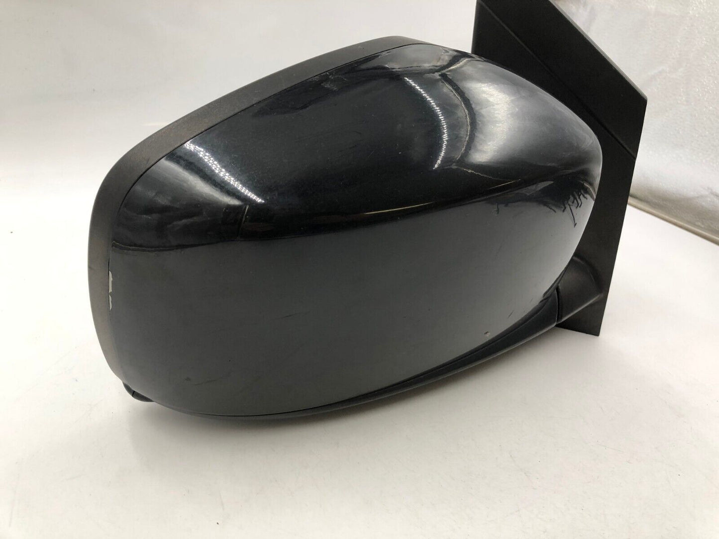 2011-2016 Chrysler Town & Country Passenger Side Door Mirror Black OEM A04B13035