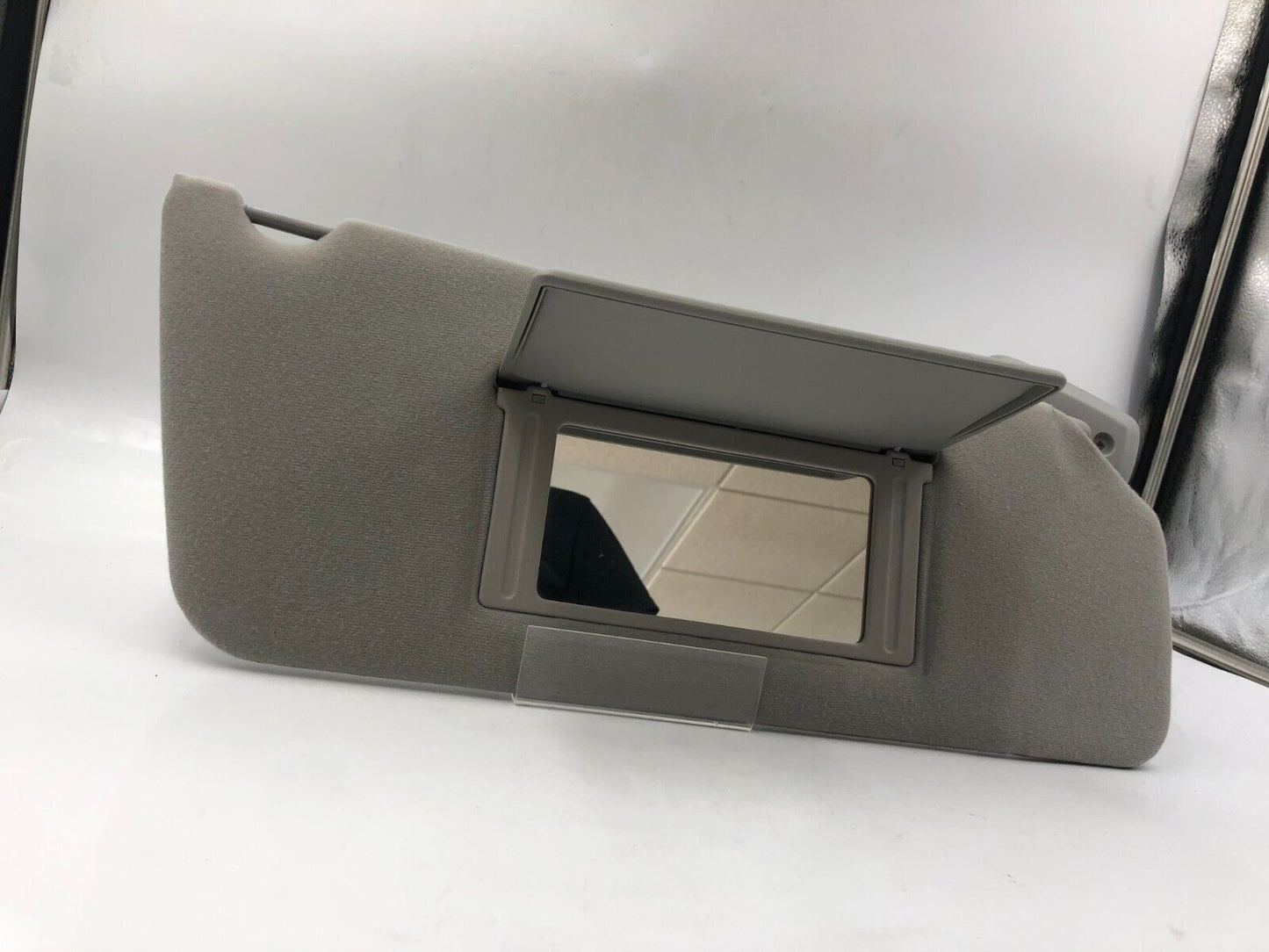 2004-2008 Ford F150 Passenger Sun Visor Sunvisor Gray OEM H03B48001