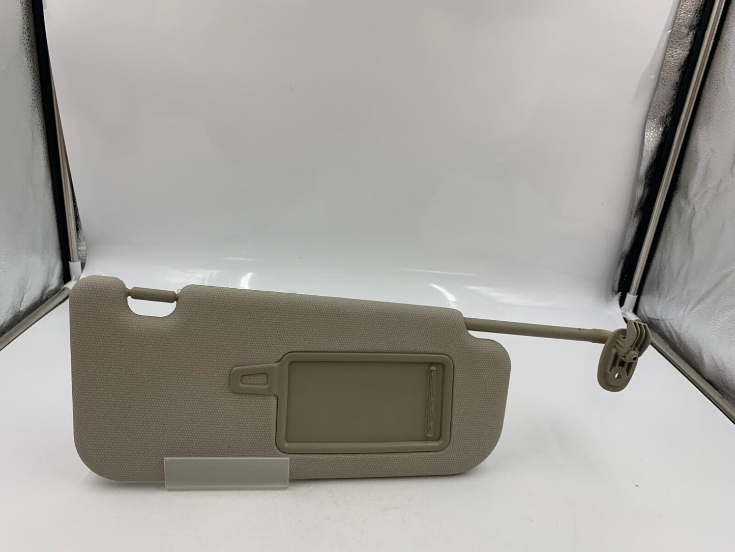 2012-2017 Kia Rio Passenger Sun Visor Sunvisor Beige OEM F01B51057