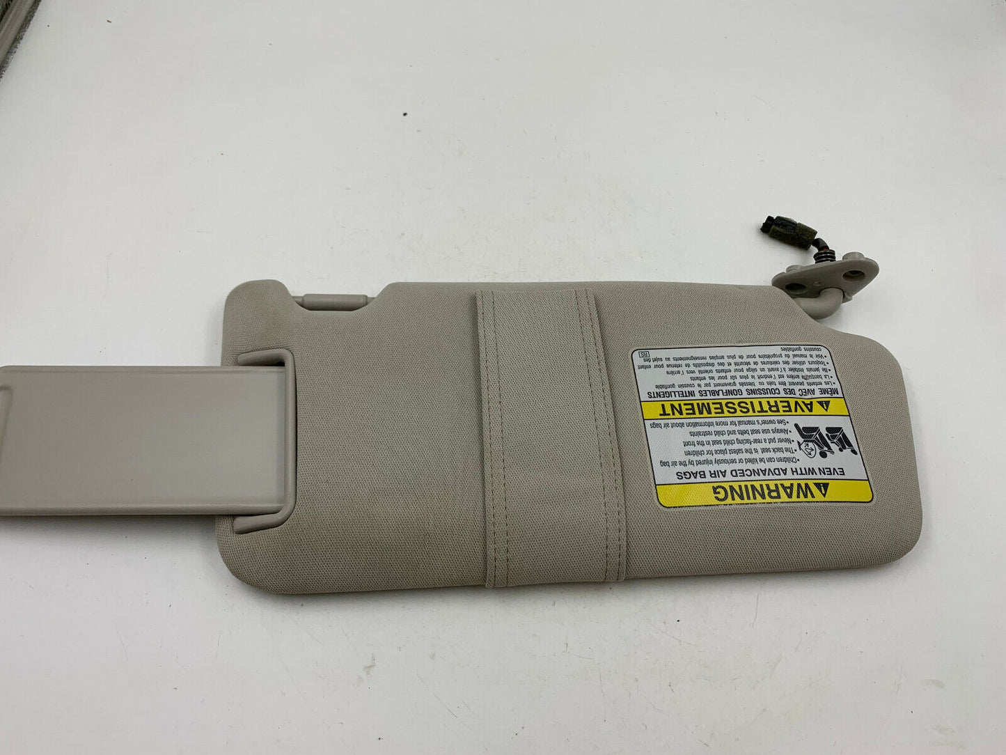 2010-2014 Subaru Legacy Driver Sun Visor Sunvisor Gray Illuminated OEM B40006