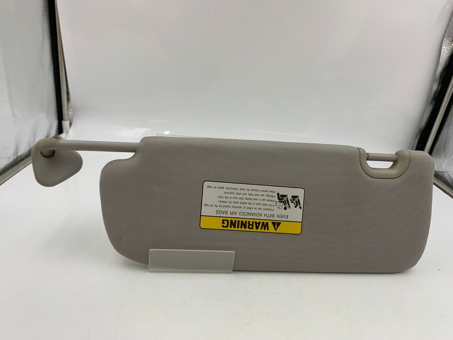 2013-2018 Hyundai Santa FE Passenger Sun Visor Sunvisor Gray OEM D03B12057