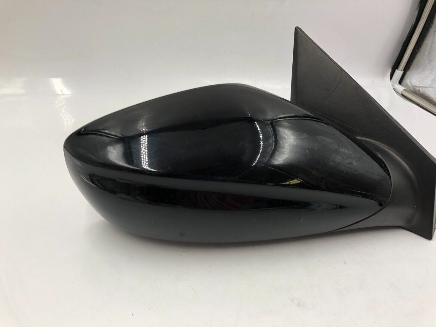 2011-2014 Hyundai Sonata Passenger Side Power Door Mirror Black OEM E04B35081