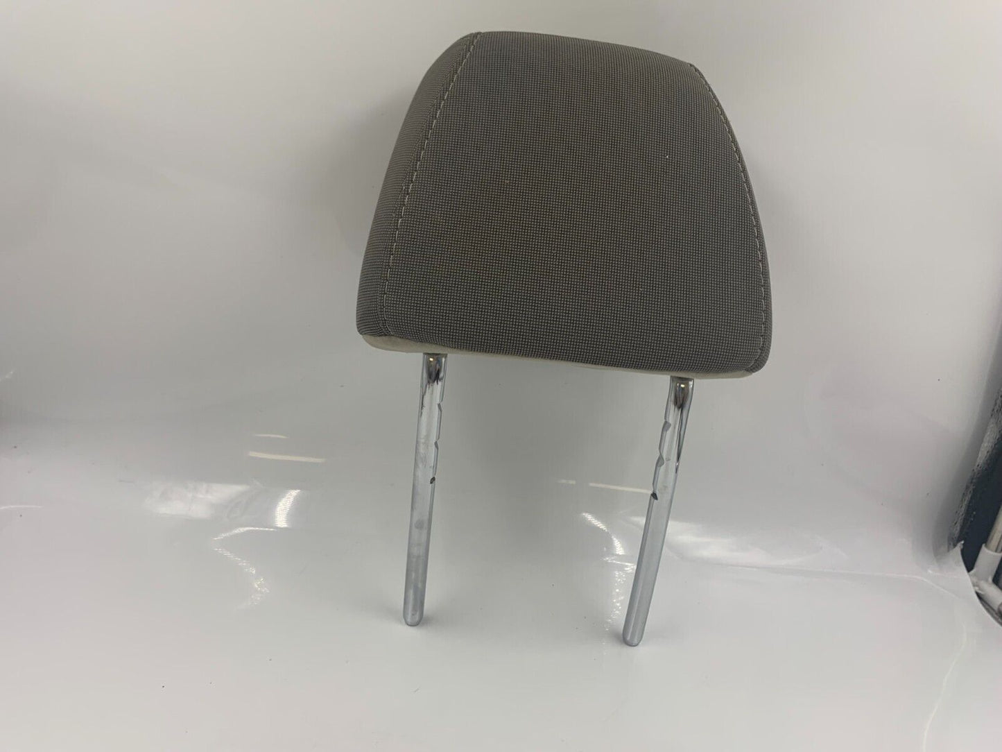 2012-2014 Ford Focus Sedan Passenger Right Front Headrest Cloth B03B10047