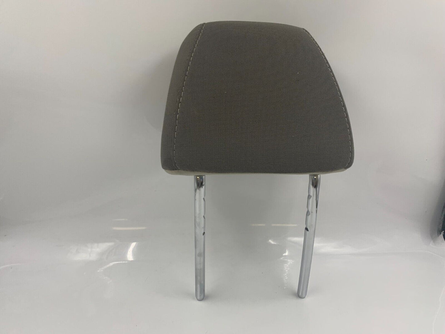 2012-2014 Ford Focus Sedan Passenger Right Front Headrest Cloth B03B10047