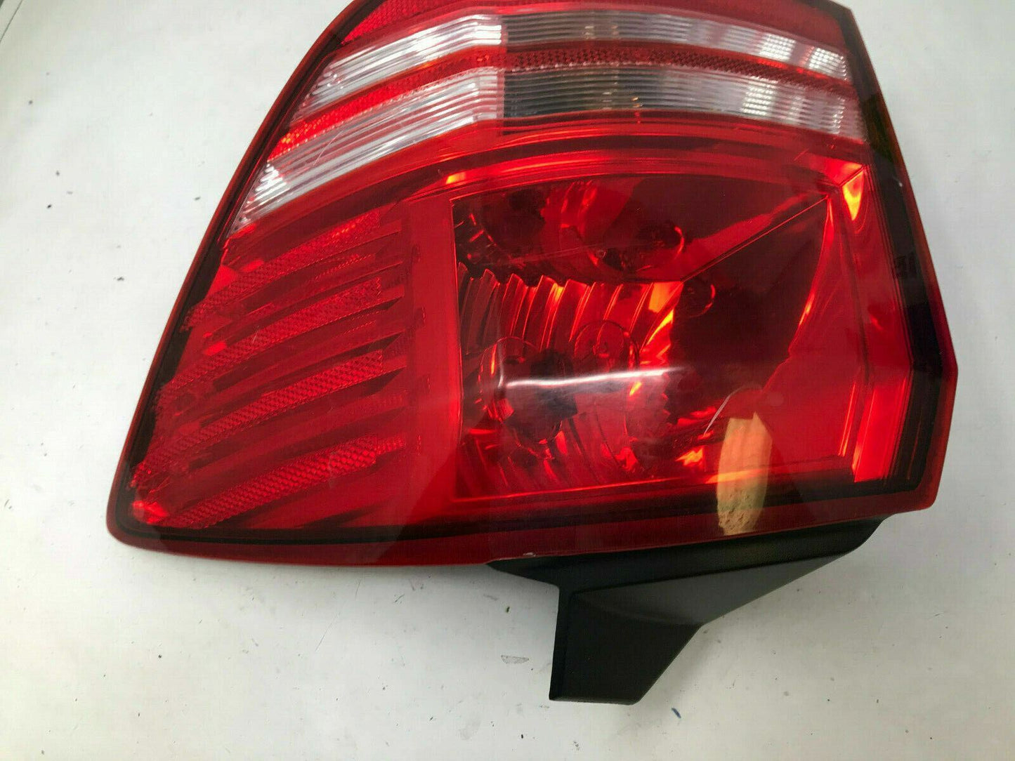 2009 Dodge Journey Passenger Side Tail Light Taillight OEM F02B09006