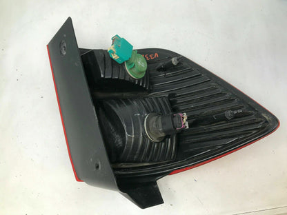 2009 Dodge Journey Passenger Side Tail Light Taillight OEM F02B09006