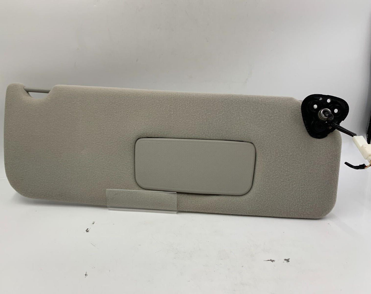 2005-2010 Toyota Sienna Passenger Sun Visor Sunvisor Gray Illuminated C04B08032