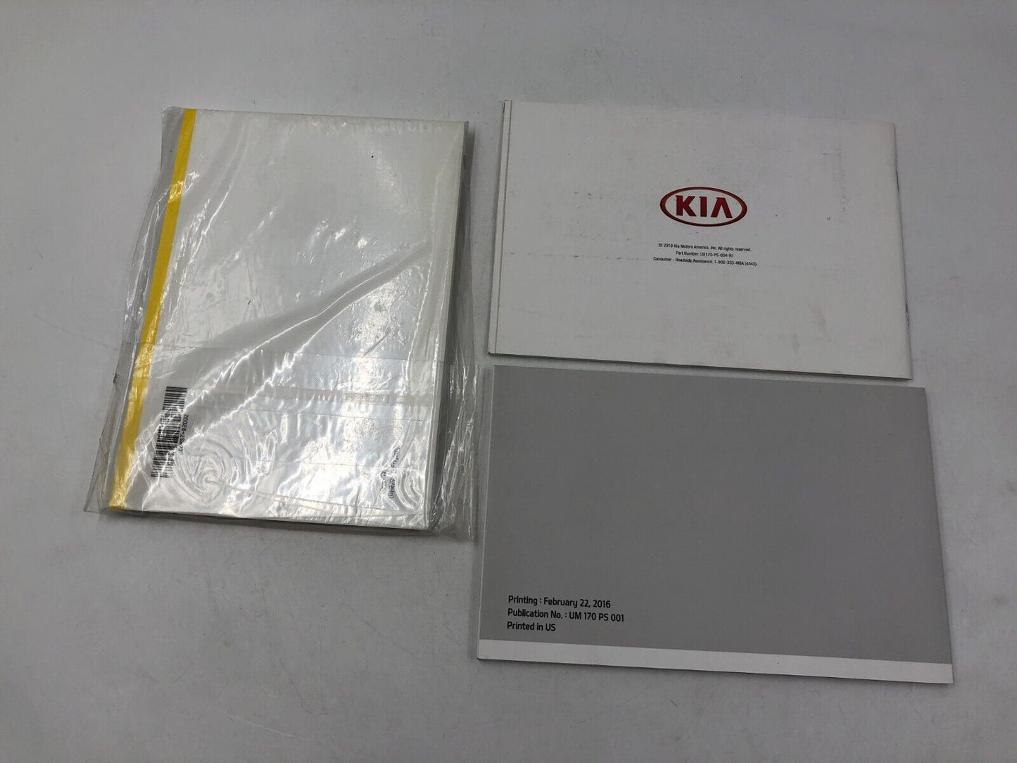 2017 Kia Sorento Owners Manual Handbook Set with Case OEM A02B65009