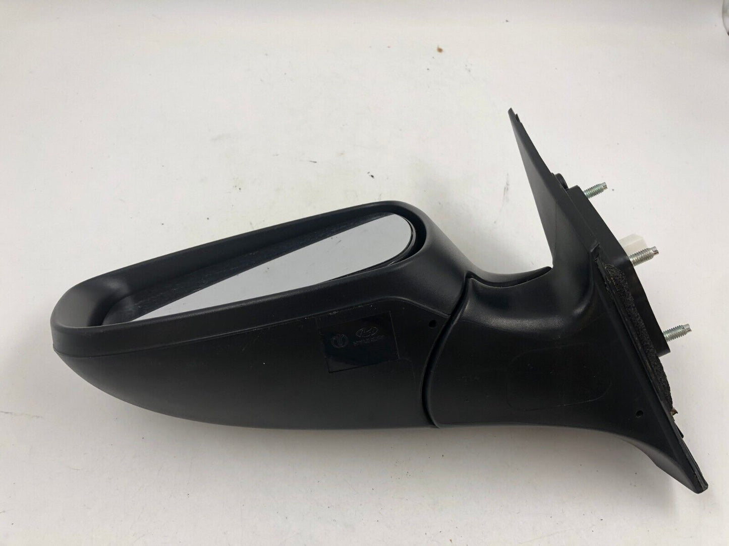 2015-2016 Hyundai Elantra Driver View Power Door Mirror Silver OEM B03B11048