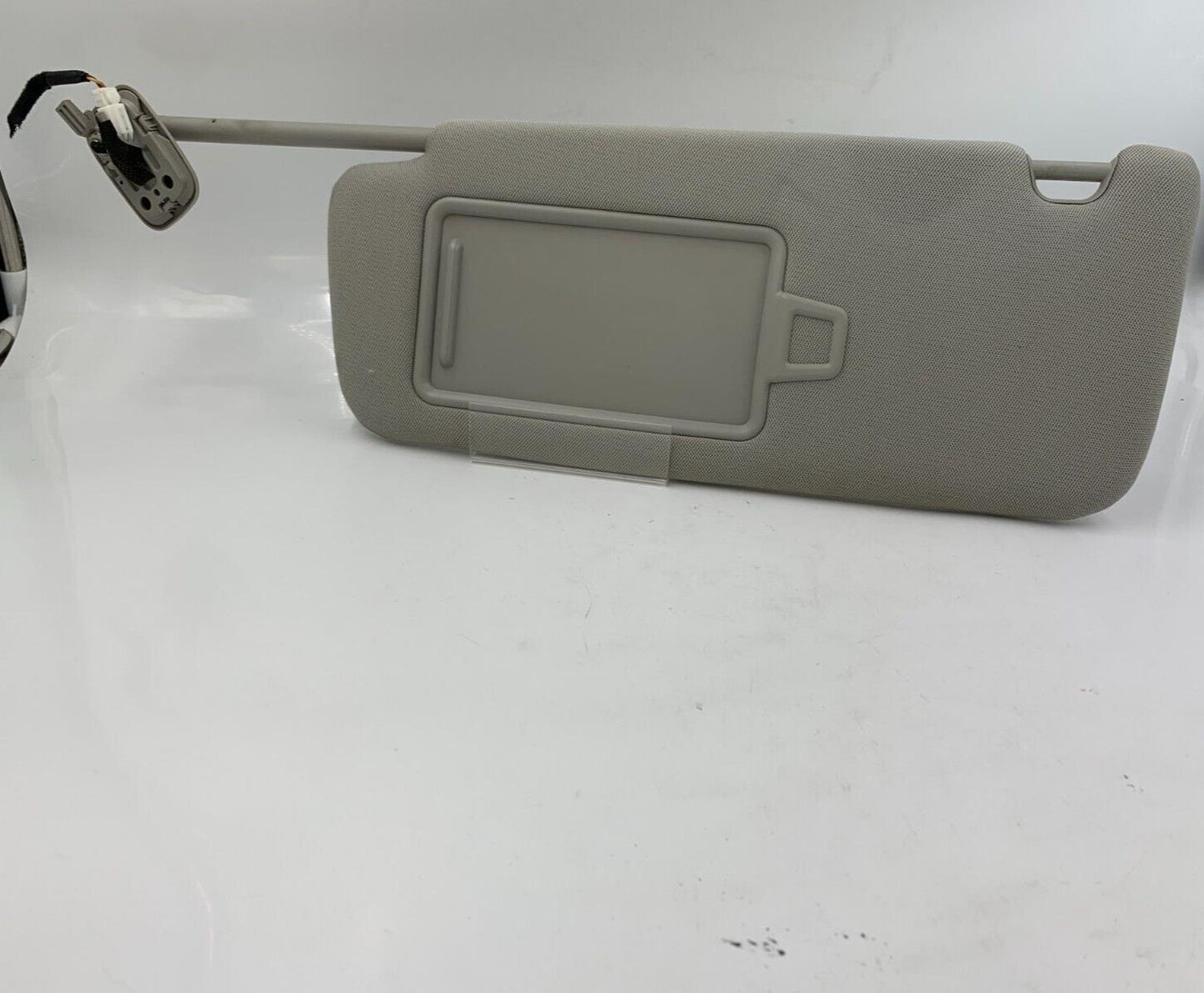 2016-2020 Kia Optima Driver Sun Visor Sunvisor Gray Illuminated OEM B01B59002