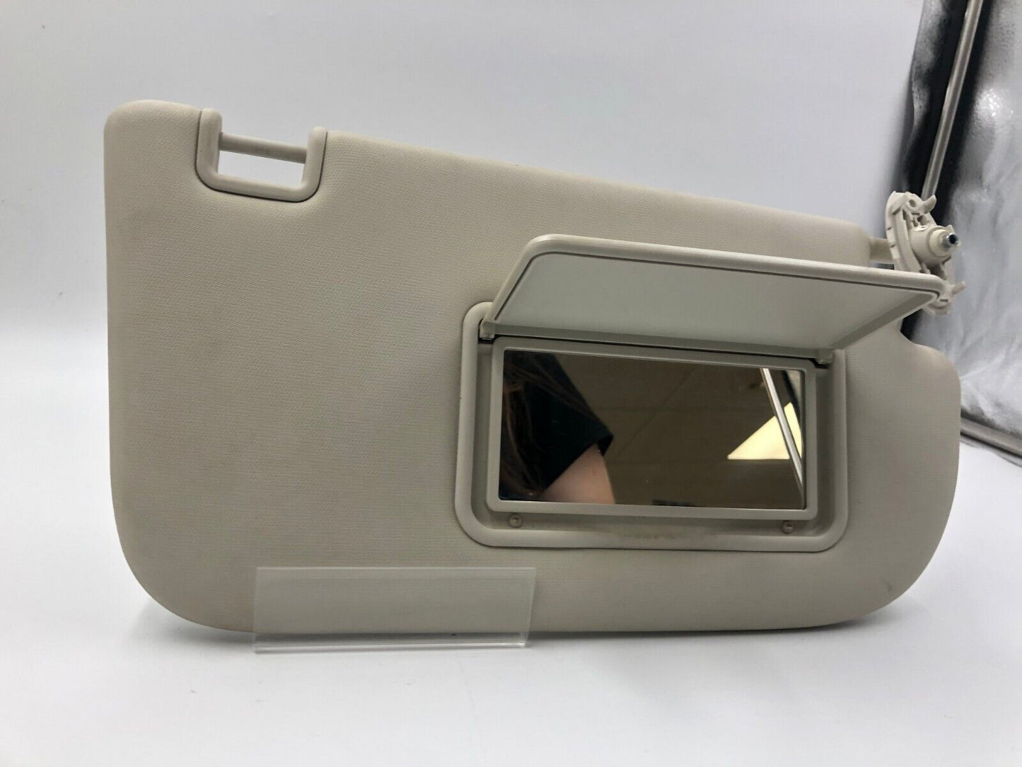 2013-2018 Ford Focus Passenger Sun Visor Sunvisor Ivory OEM B01B22069