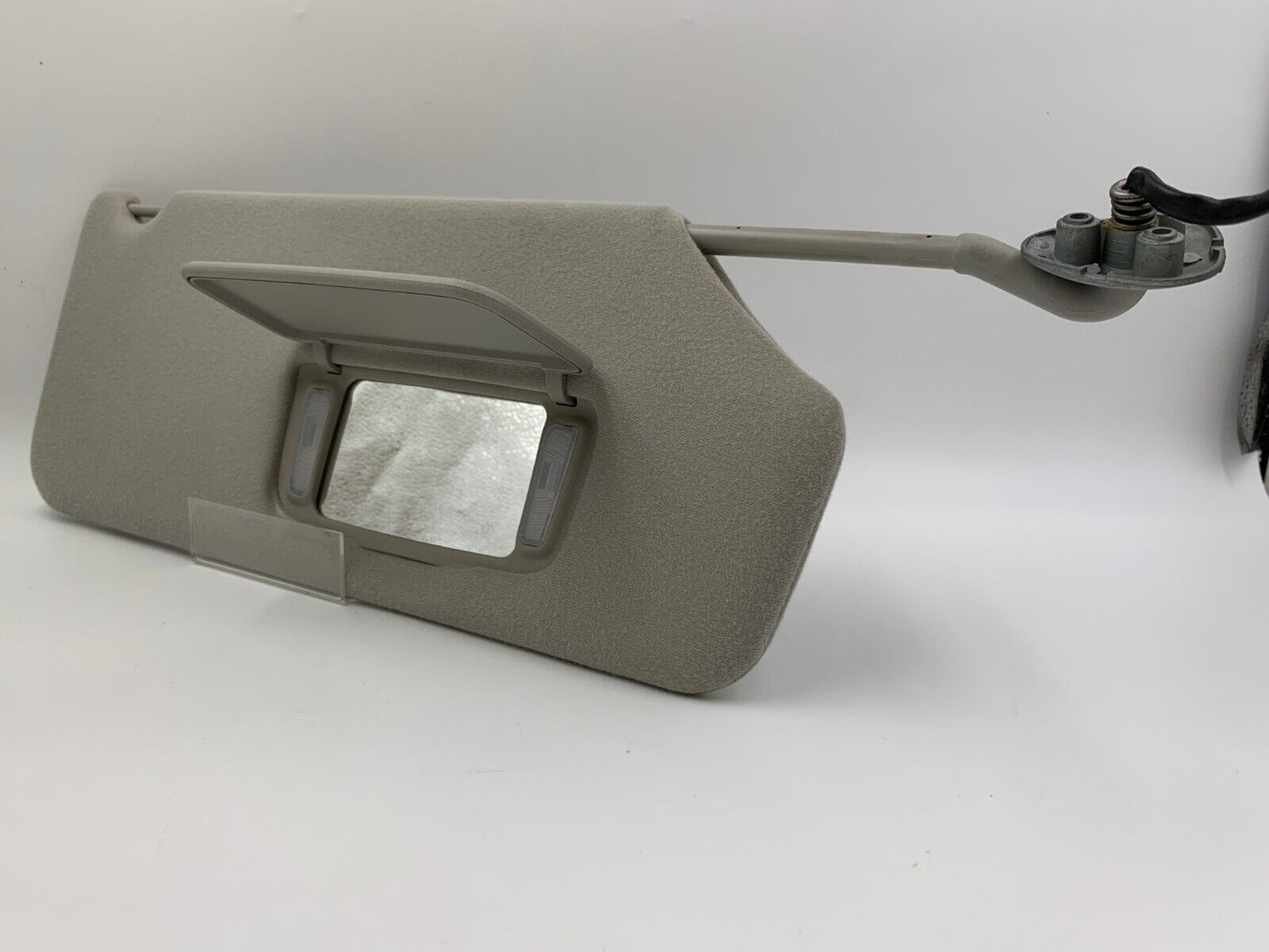 2011-2014 Toyota Sienna Passenger Sun Visor Sunvisor Gray Illuminated C04B46044