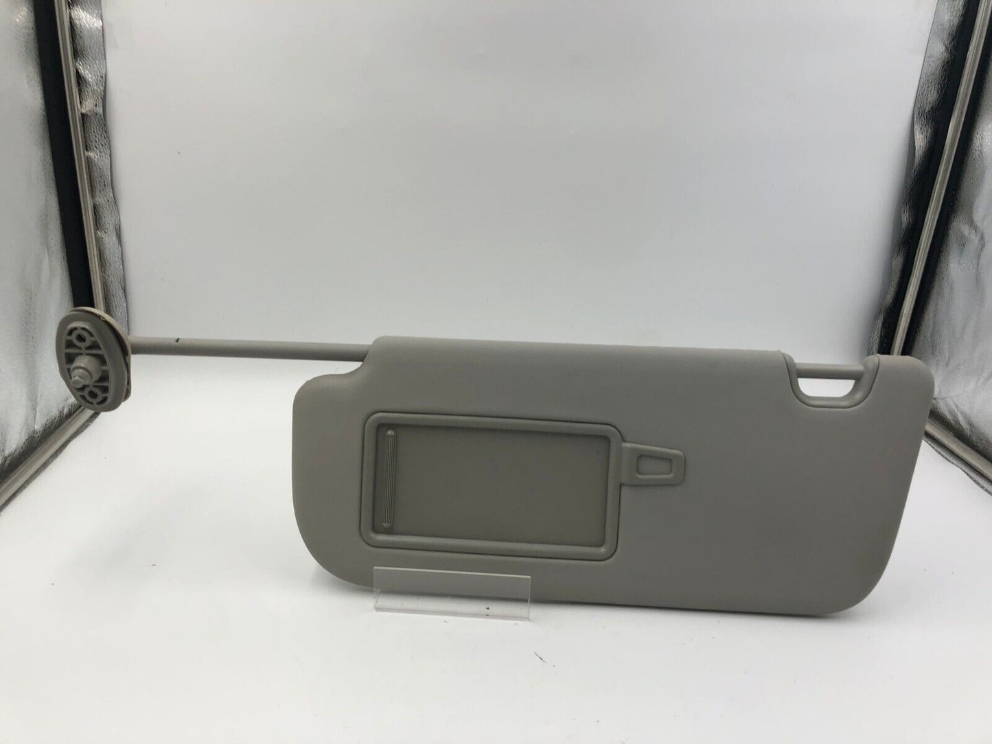 2014-2019 Kia Soul Driver Sun Visor Sunvisor Gray Illuminated OEM C01B11050