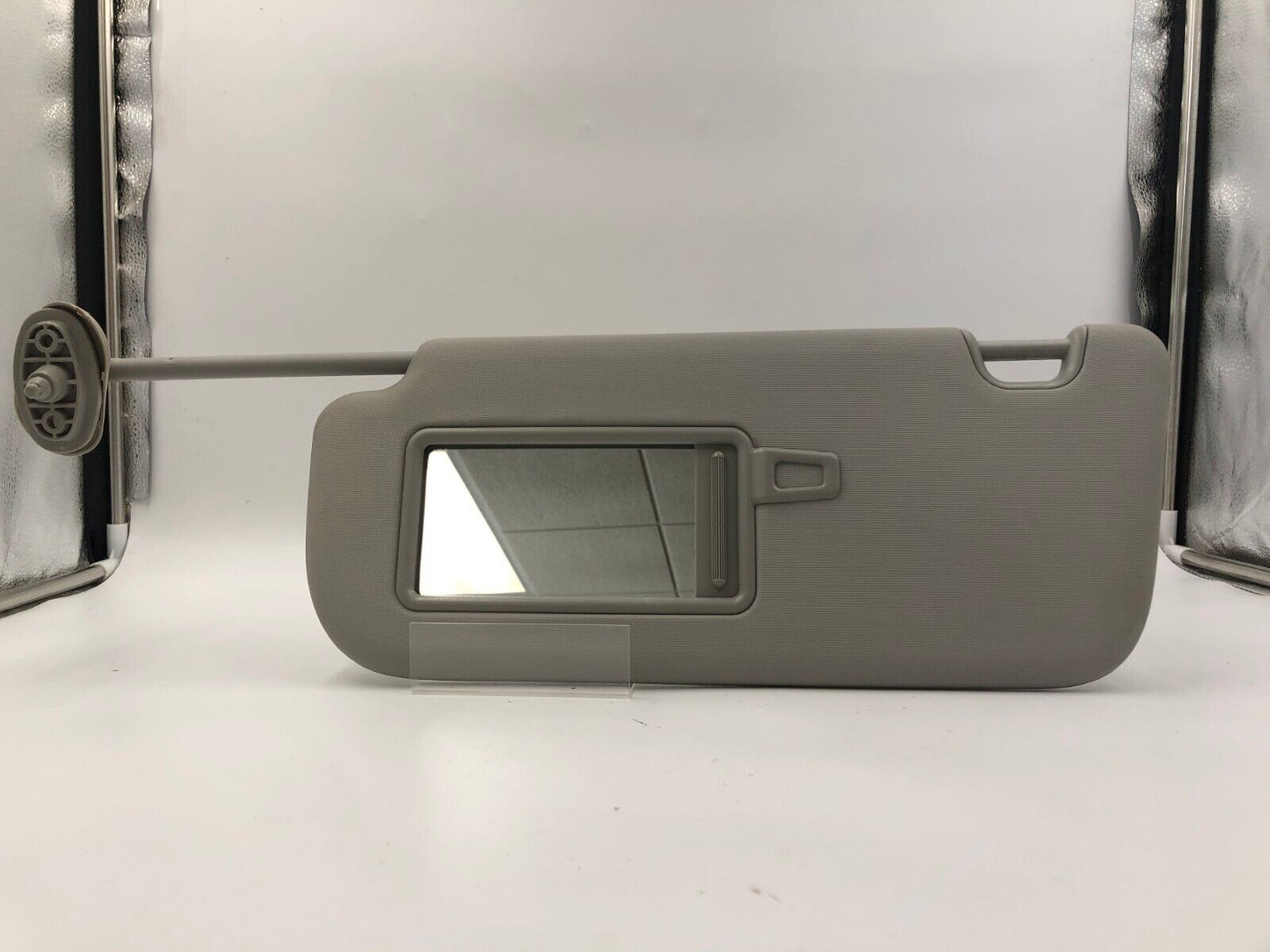 2014-2019 Kia Soul Driver Sun Visor Sunvisor Gray Illuminated OEM C01B11050