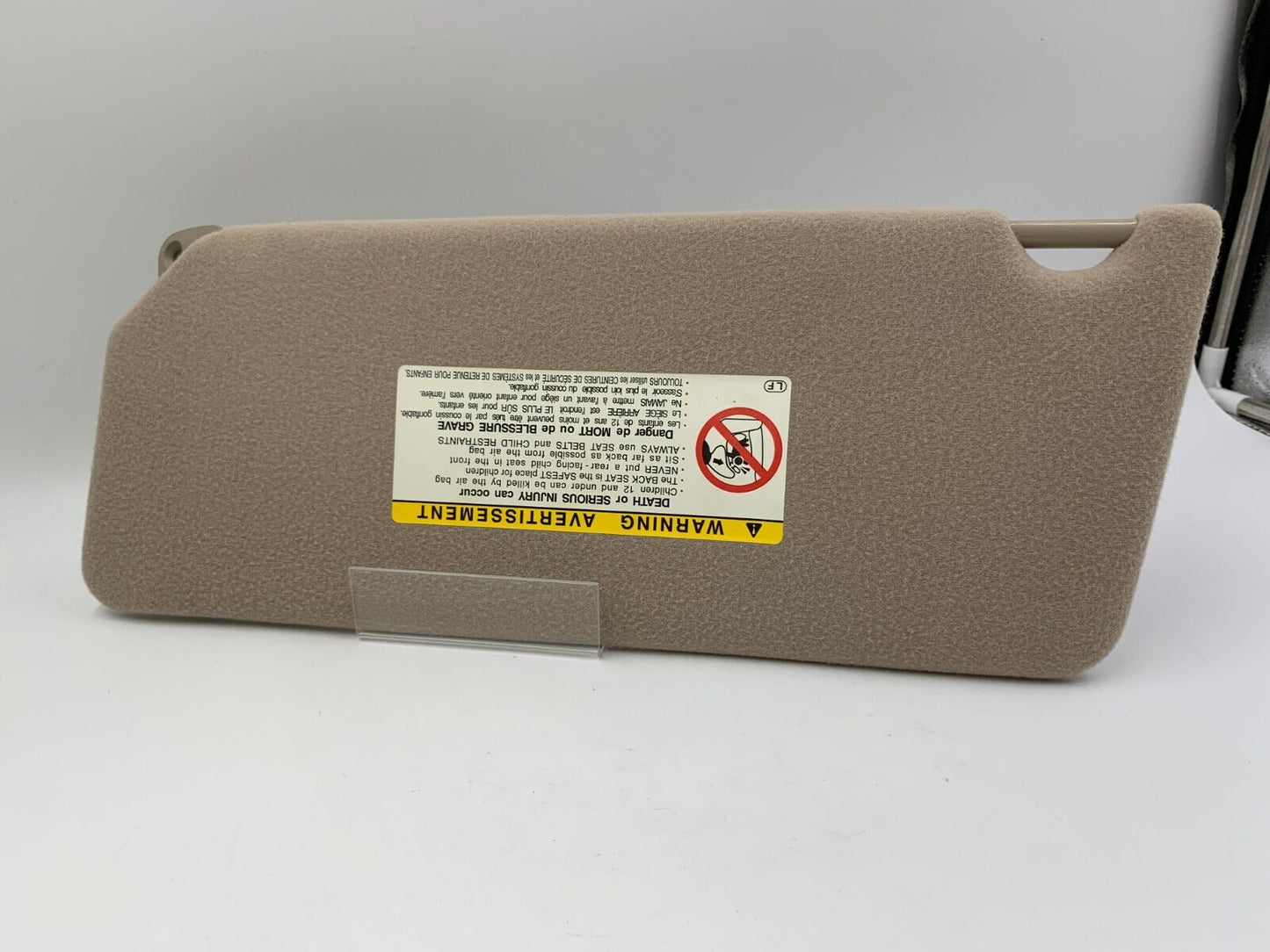 2002-2006 Toyota Camry Passenger Sun Visor Sunvisor Beige Illumination C04B42051