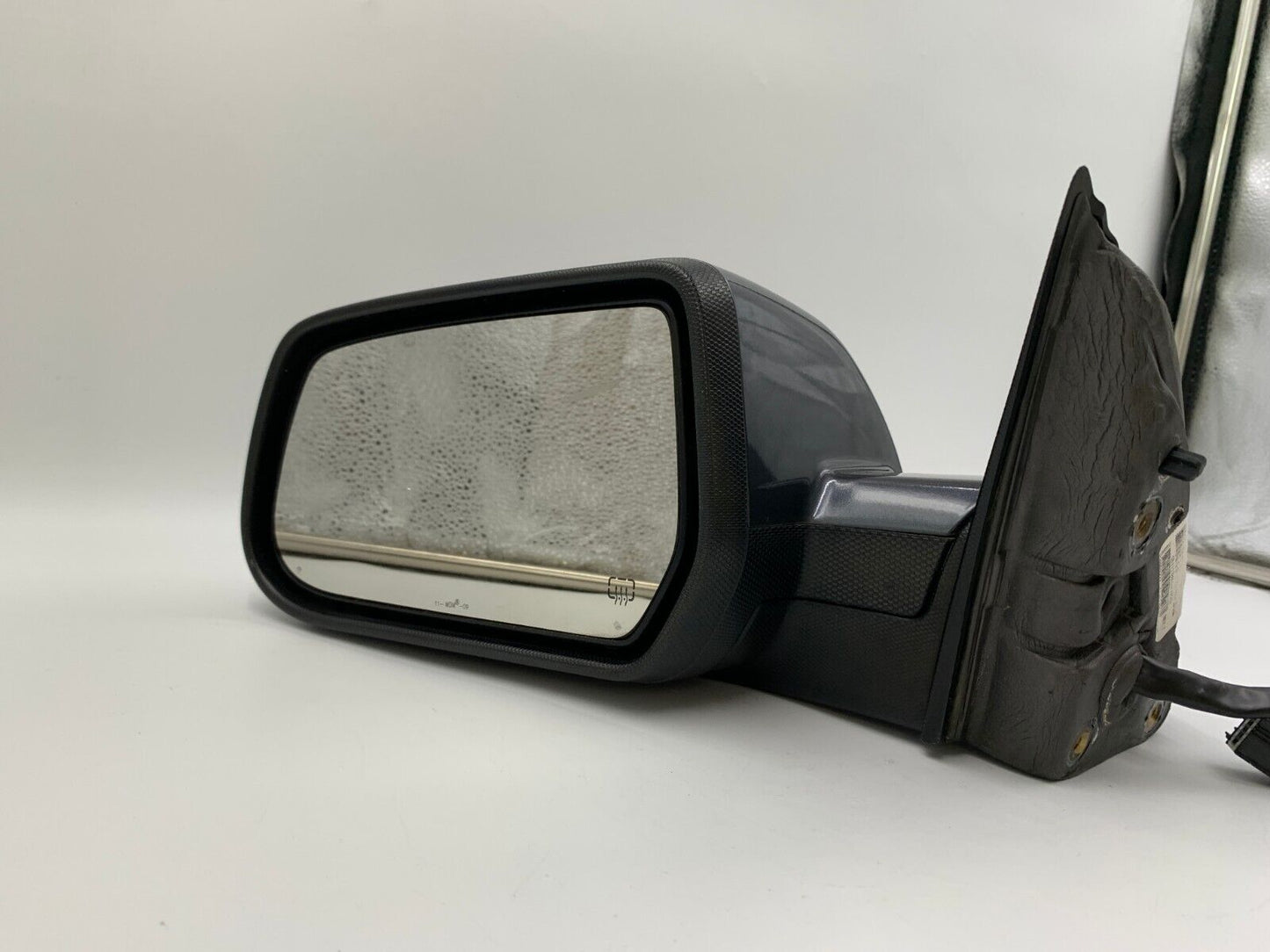 2010-2011 Chevrolet Equinox Driver View Power Door Mirror Gray OEM D02B52015