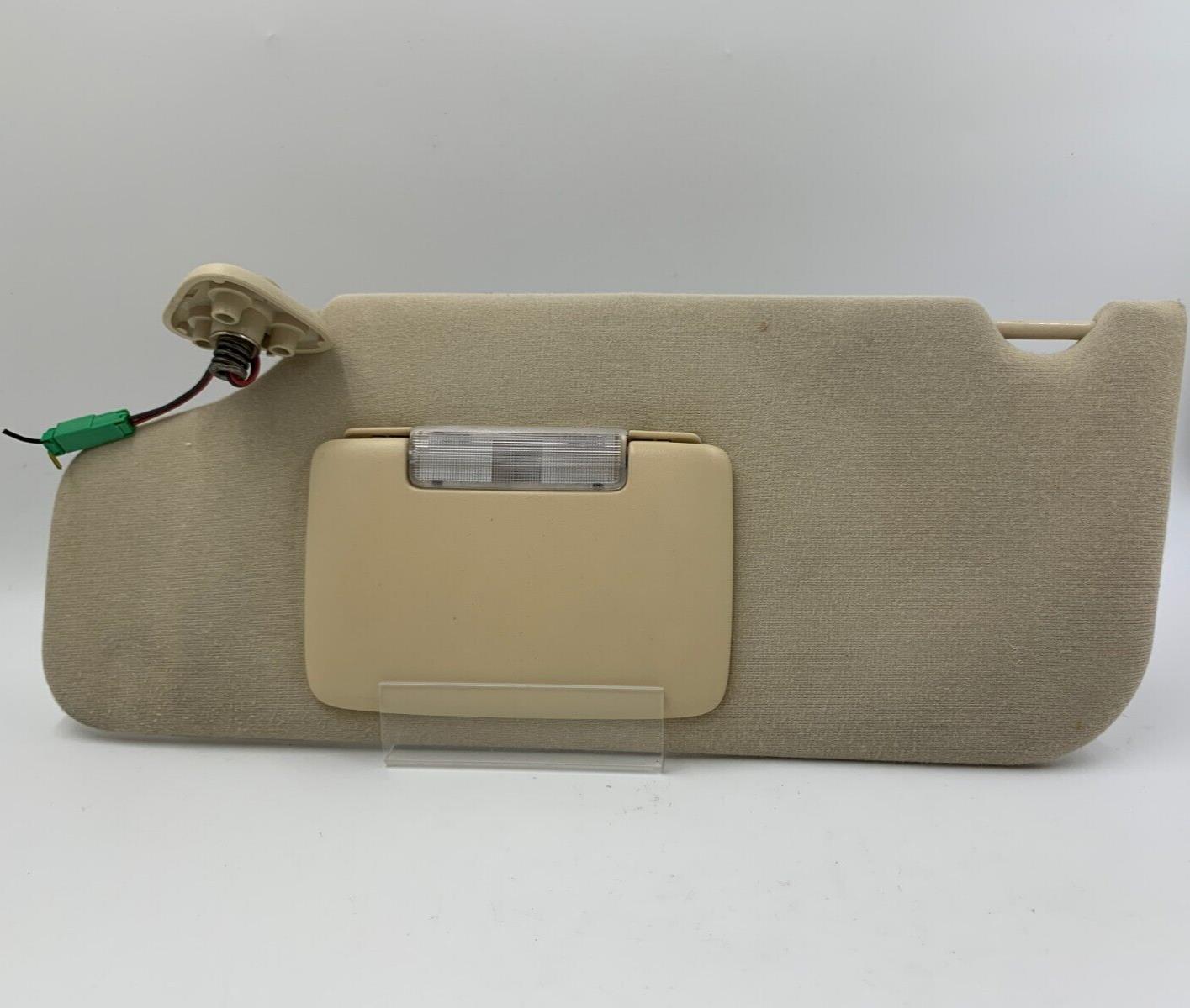 2008-2009 Ford Taurus Driver Sun Visor Sunvisor Illuminated Beige OEM D02B52018