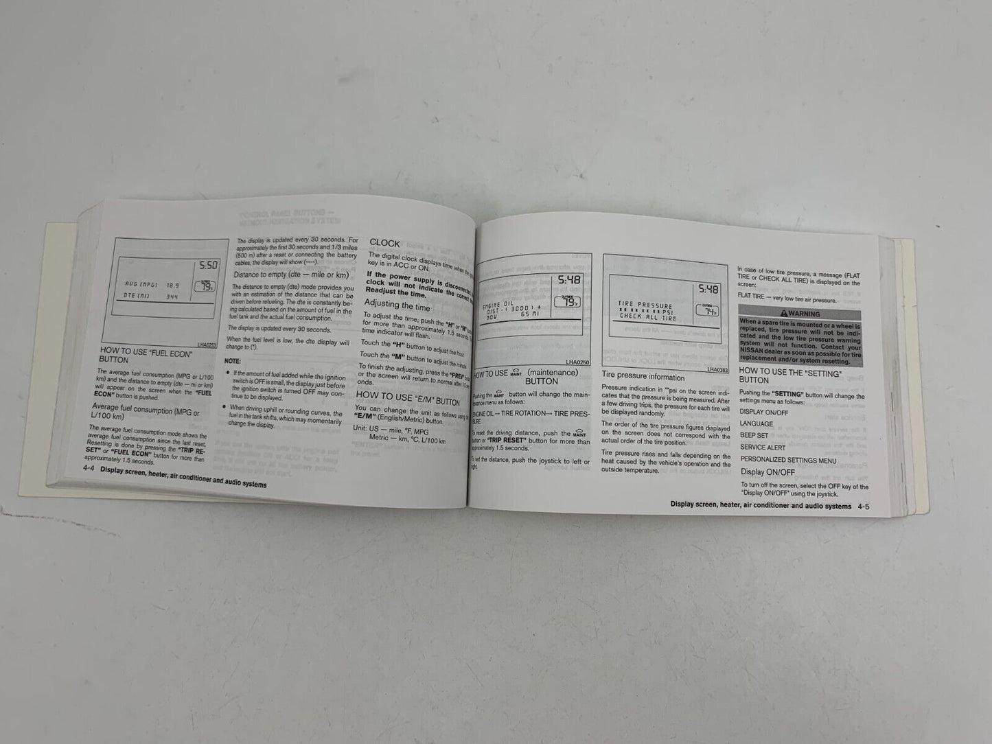 2004 Nissan Quest Owners Manual Handbook Set with Case OEM C04B22023