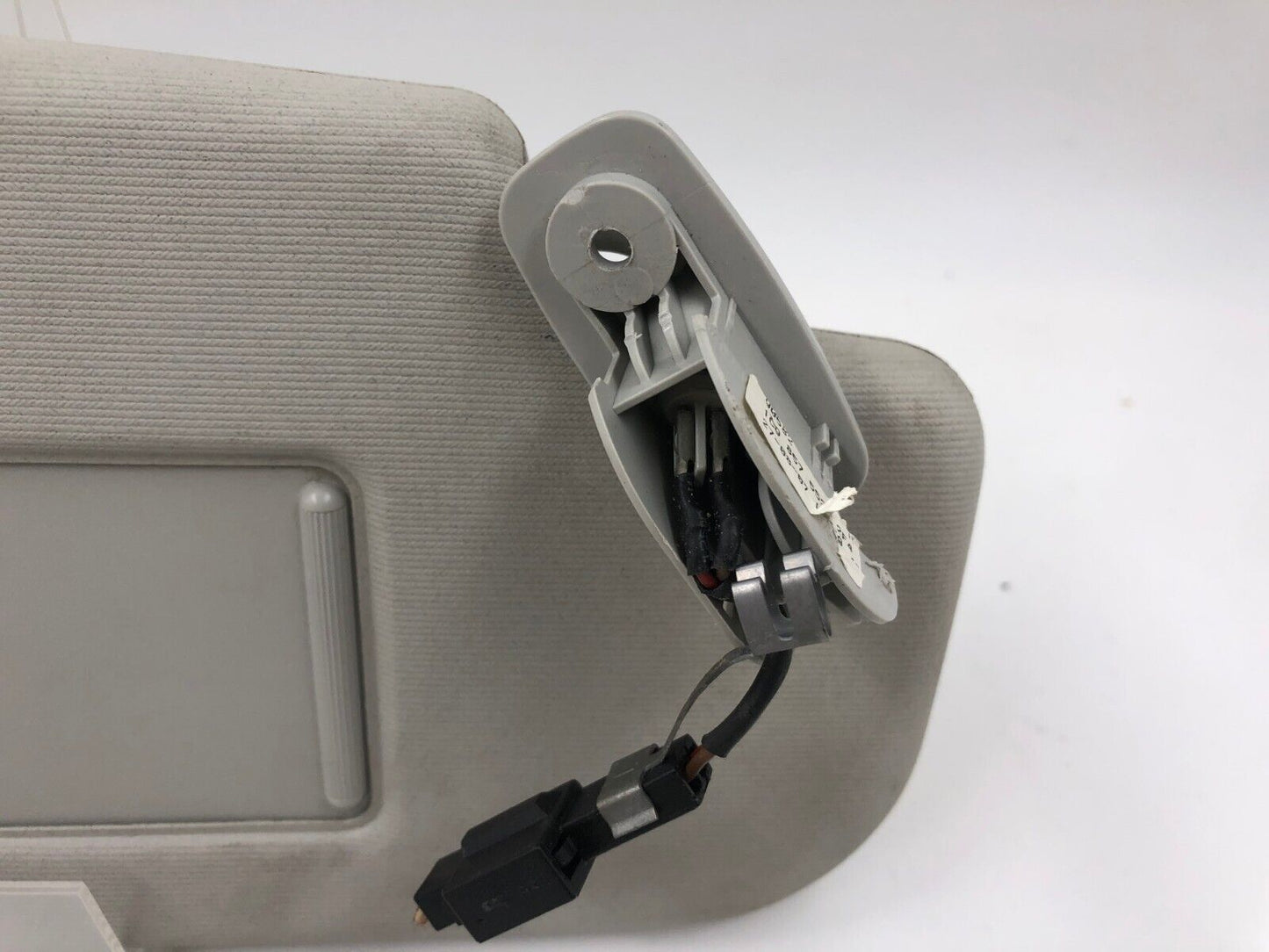 2000-2010 Volkswagen Beetle Htbk Passenger Sun Visor Sunvisor Gray OEM C02B37058