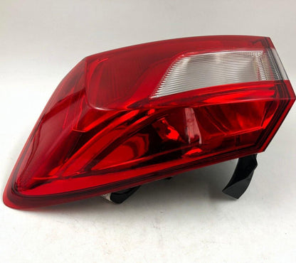 2017-2019 Chevrolet Cruze Sedan Passenger Side Tail Light Taillight OE D03B14036