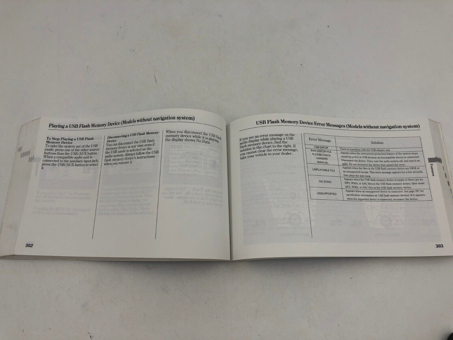 2011 Honda Odyssey Owners Manual Handbook Set OEM D03B32028