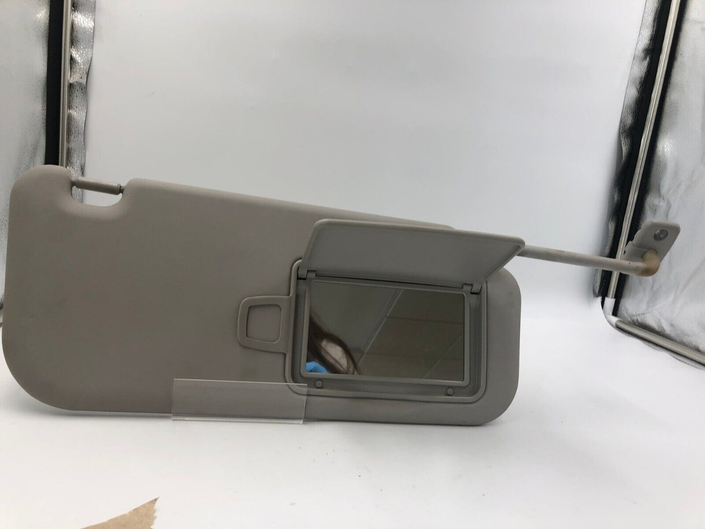 2010-2013 Kia Soul Passenger Sun Visor Sunvisor Gray OEM C02B39030