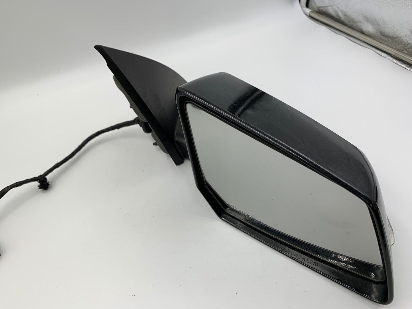 2009-2014 GMC Acadia Passenger Side View Power Door Mirror Charcoal C01B40025