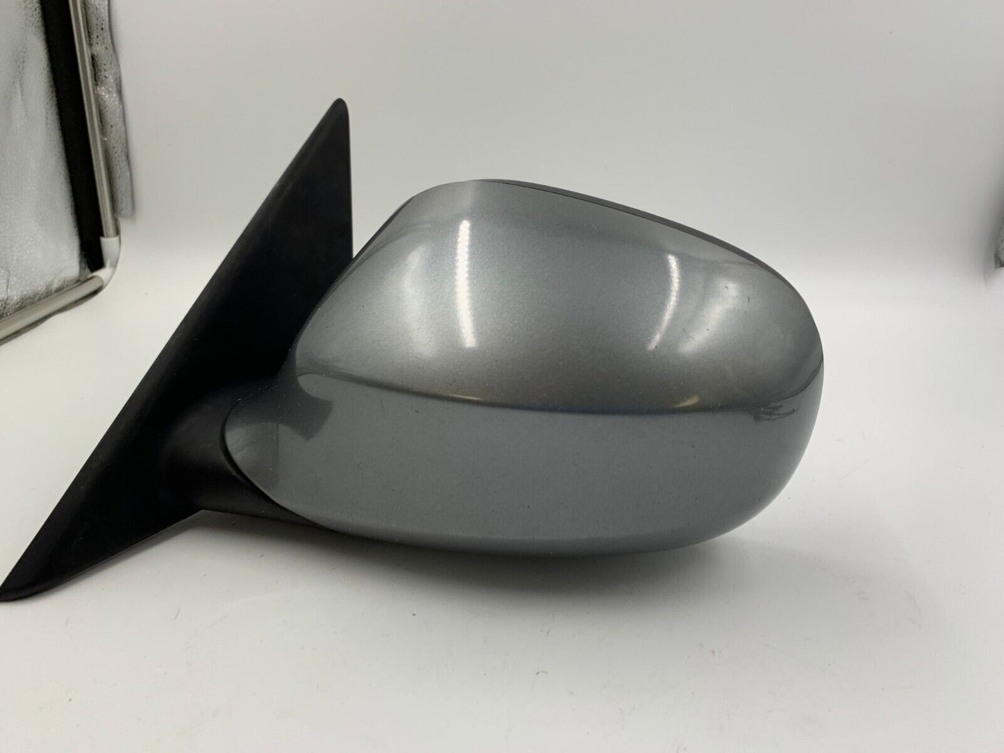 2009-2012 BMW 328i Driver Side View Power Door Mirror Gray OEM D02B22018