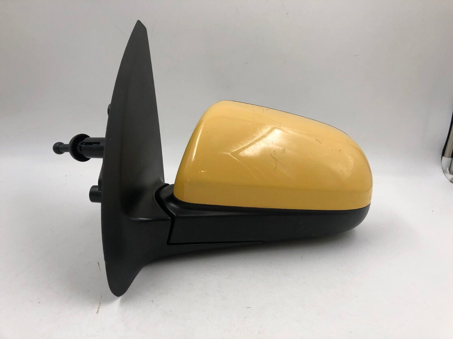 2007-2011 Chevrolet Aveo Driver Side Manual Door Mirror Yellow OEM D01B19001