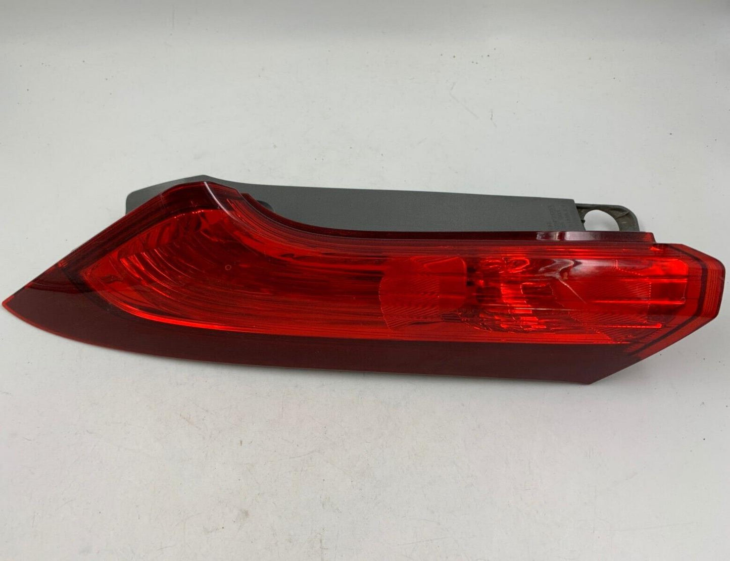 2012-2014 Honda CR-V Driver Side Upper Tail Light Taillight OEM D01B01010