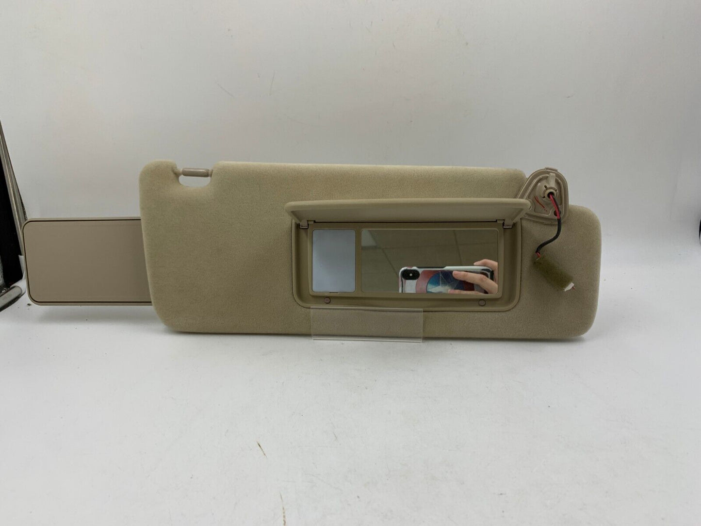 2001-2006 Lexus GS430 Passenger Sunvisor Beige Illuminated OEM D01B01015