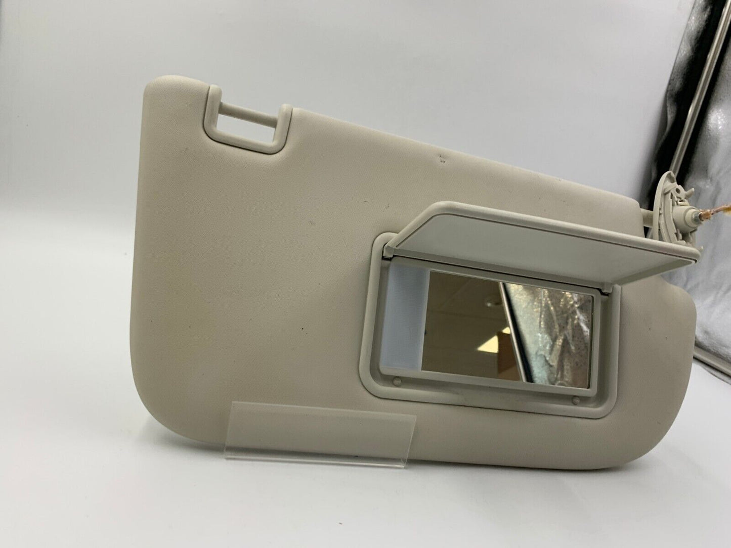 2013-2018 Ford Focus Passenger Sun Visor Sunvisor Gray OEM D02B34024