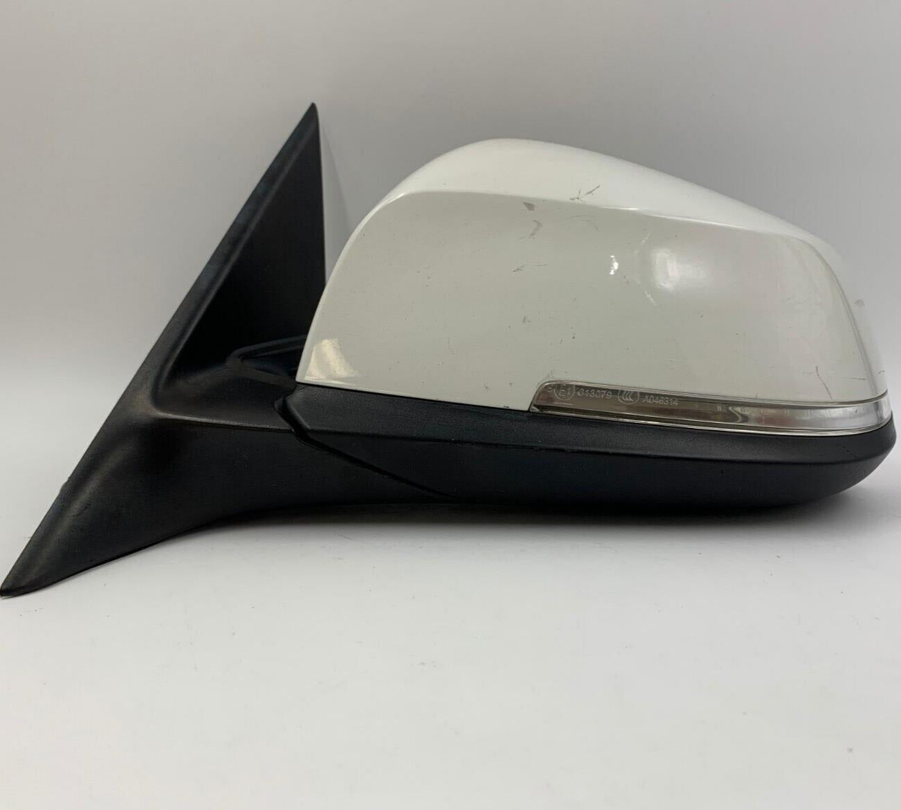 2012-2013 BMW 328i Driver Side View Power Door Mirror White OEM E01B30075