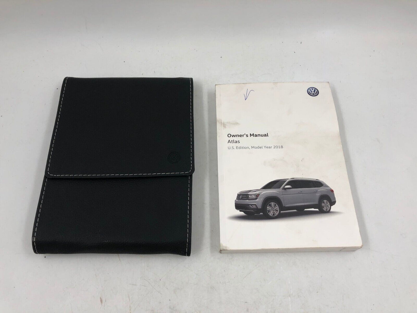 2018 Volkswagen Atlas Cross Sport Owners Manual with Case OEM A04B33003