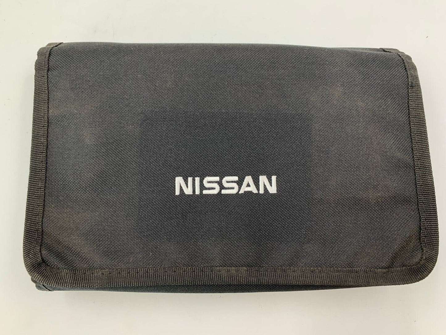 2019 Nissan Altima Sedan Owners Manual Set with Case OEM E03B56031