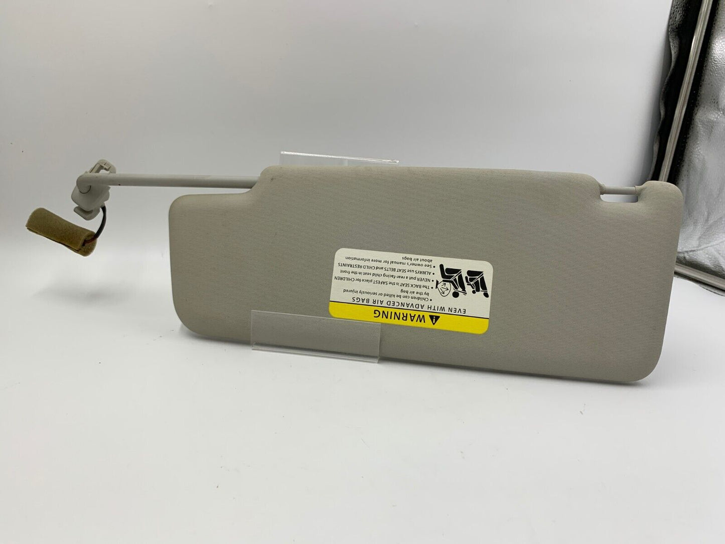 2012-2020 Volkswagen Passat Passenger Sunvisor Gray Illuminated OEM E01B42078