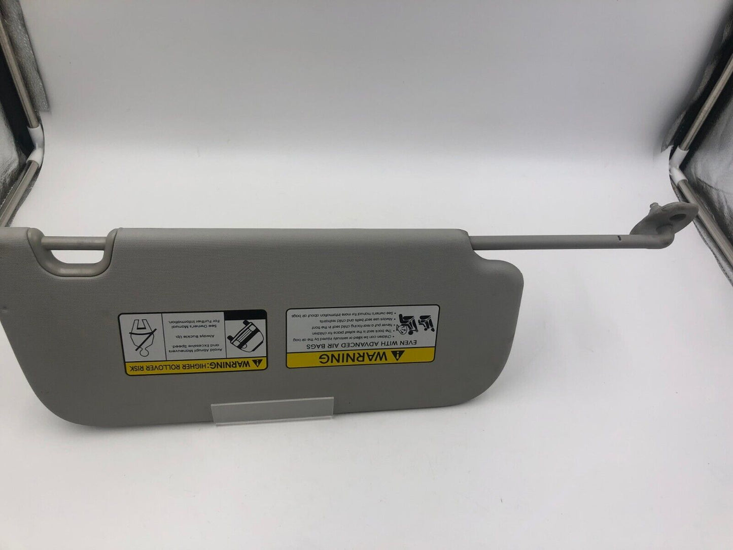 2014-2019 Kia Soul Driver Sun Visor Sunvisor Gray Illuminated OEM E01B18024