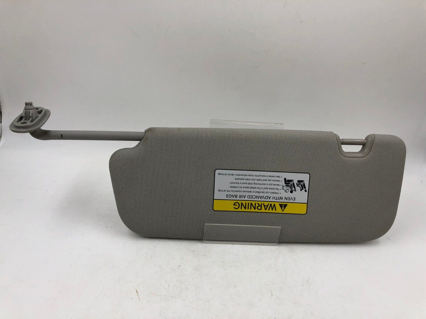 2014-2016 Kia Forte Passenger Sun Visor Sunvisor Gray OEM D04B08005