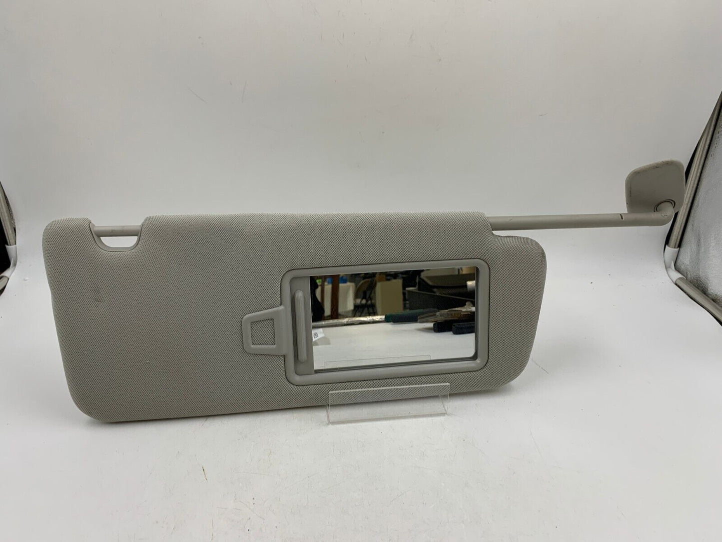 2016-2020 Kia Optima Passenger Sun Visor Sunvisor Gray OEM E04B05025