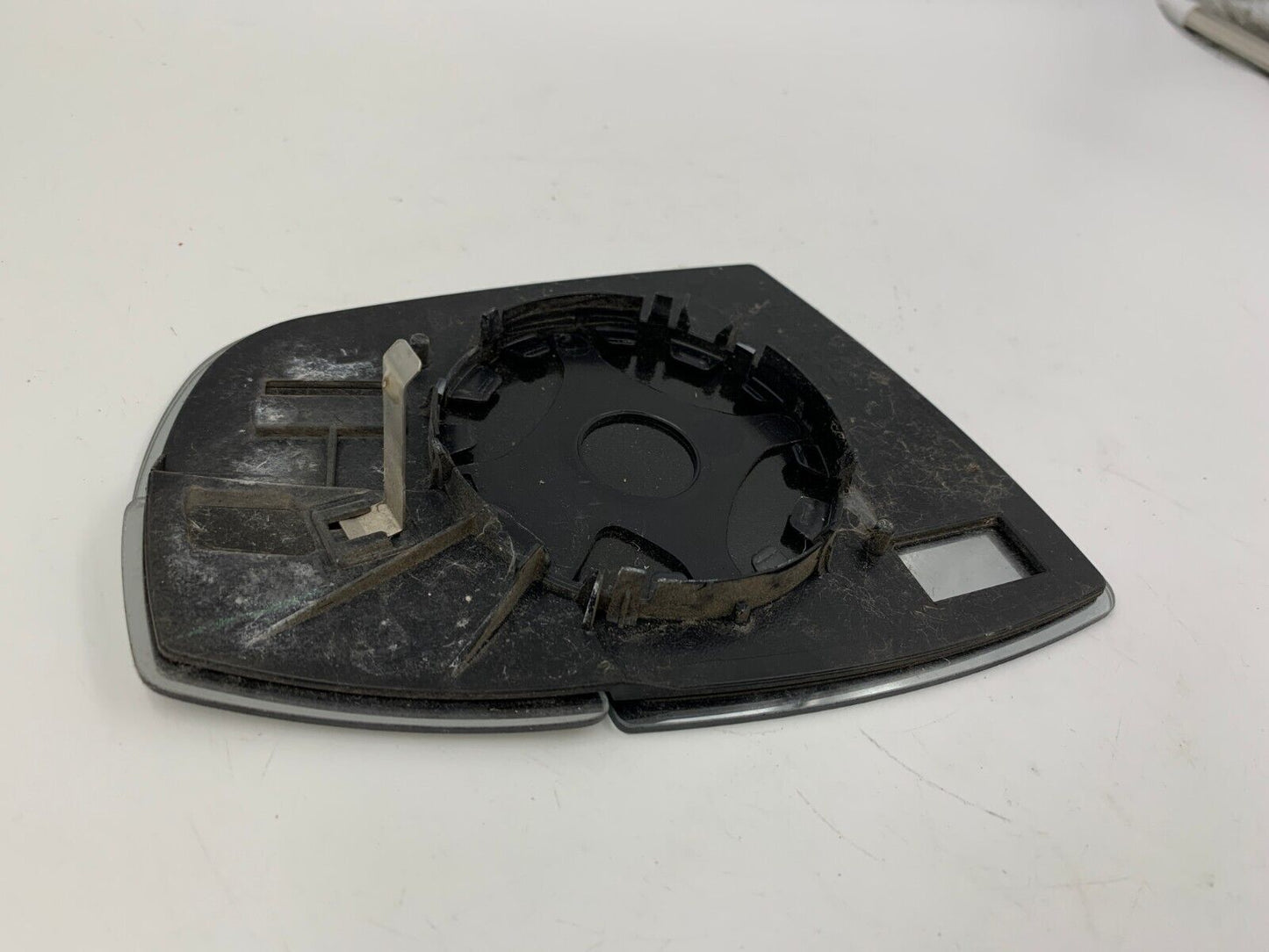 2015-2018 Ford Focus Driver Side View Power Door Mirror Glass Only OEM E04B27025