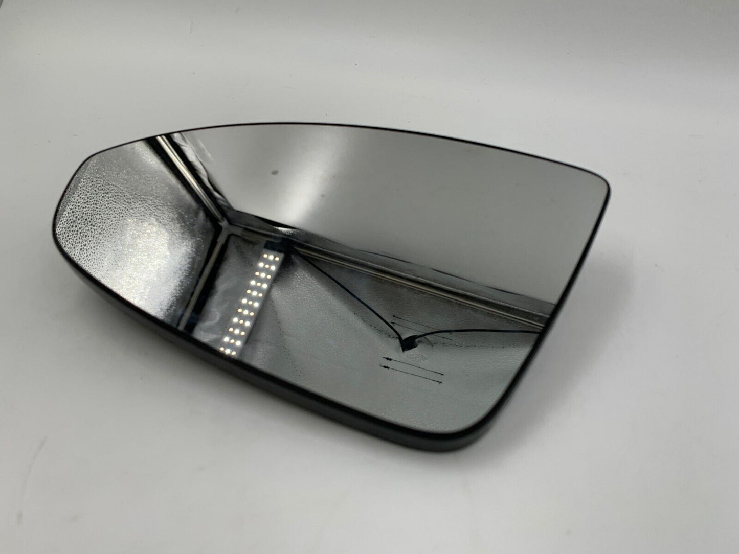 2011-2016 Chevrolet Cruze Driver Side Power Door Mirror Glass Only OEM E04B31030