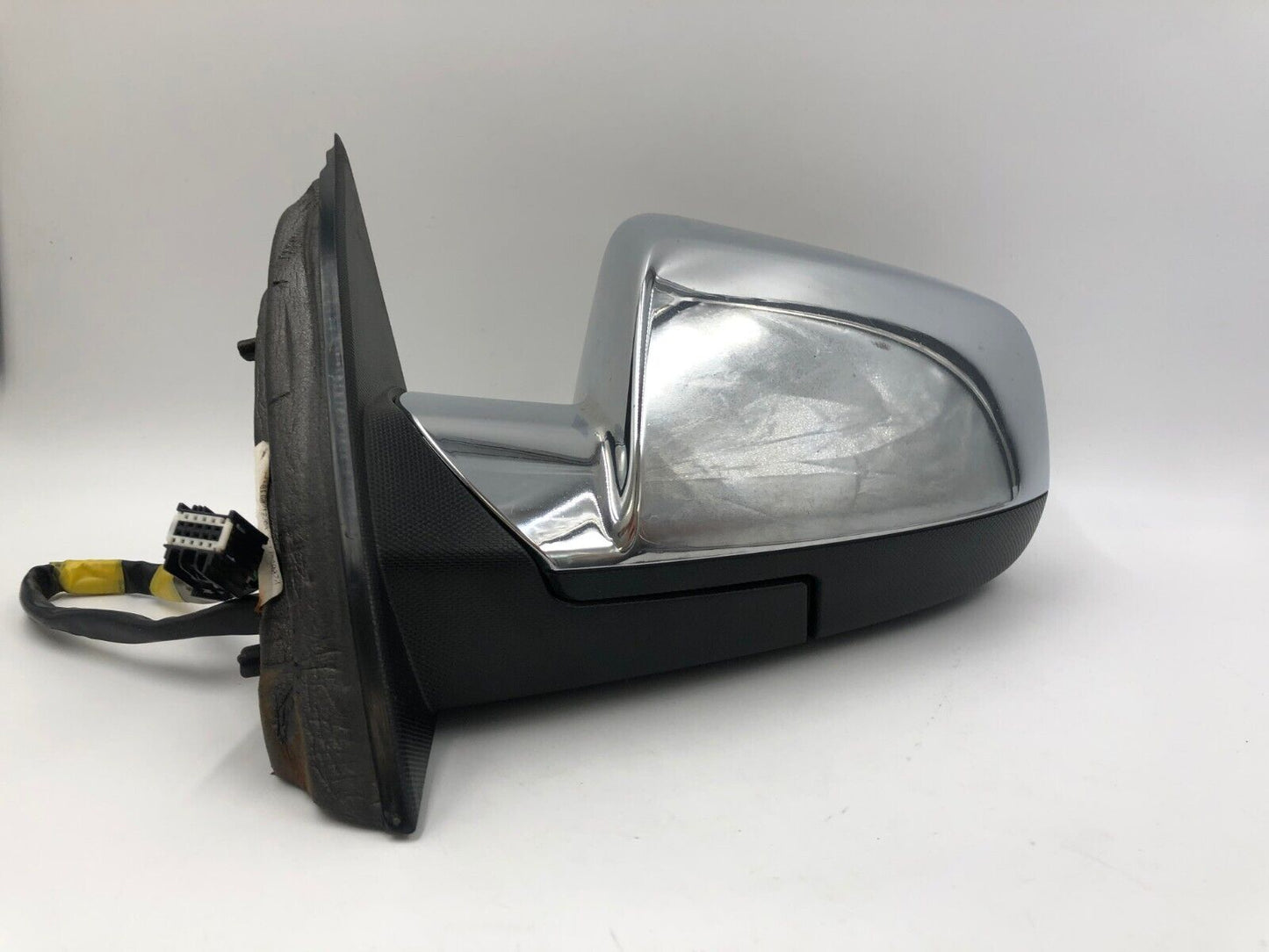 2010-2011 Chevrolet Equinox Driver Side View Power Door Mirror Chrome B01B23020